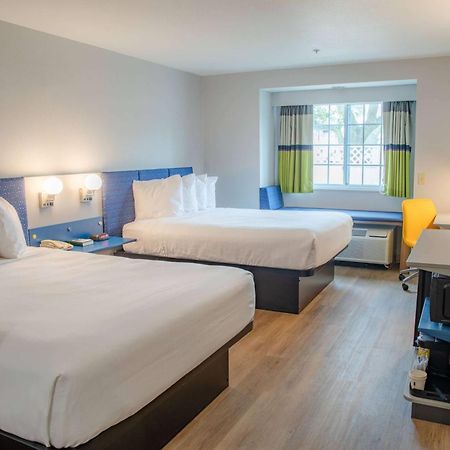 Microtel Inn & Suites By Wyndham Kingsland Naval Base I-95 Luaran gambar