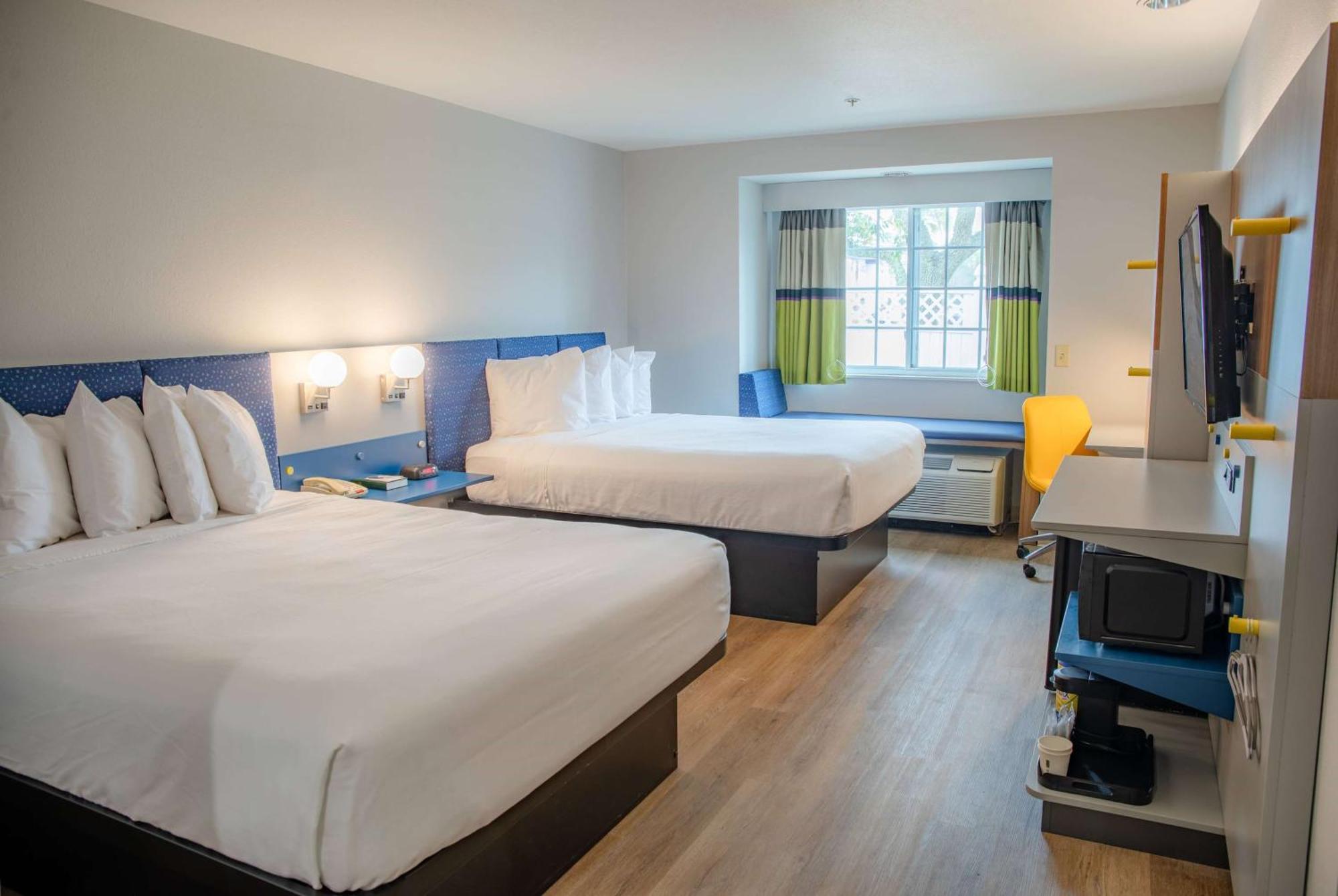Microtel Inn & Suites By Wyndham Kingsland Naval Base I-95 Luaran gambar