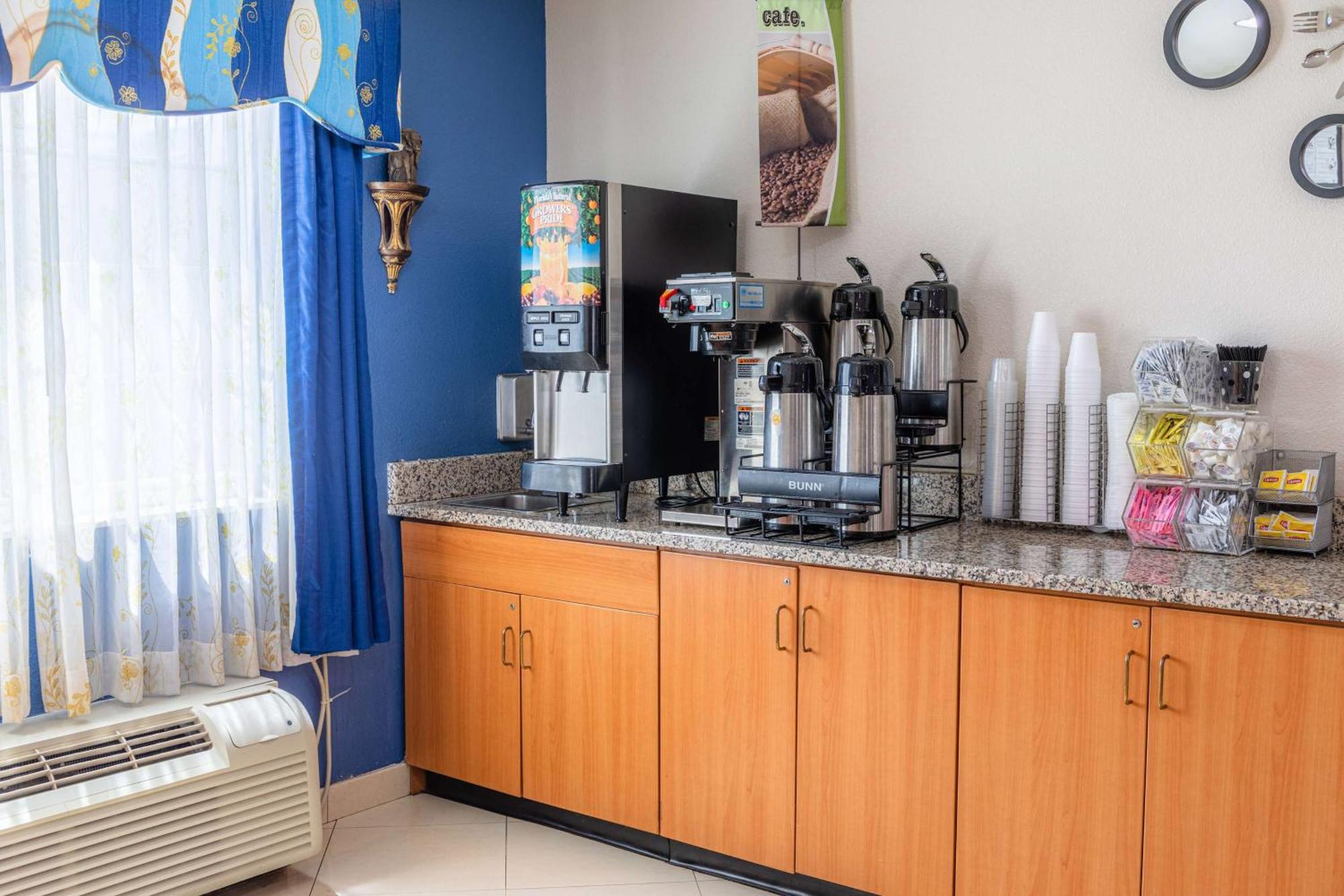 Microtel Inn & Suites By Wyndham Kingsland Naval Base I-95 Luaran gambar