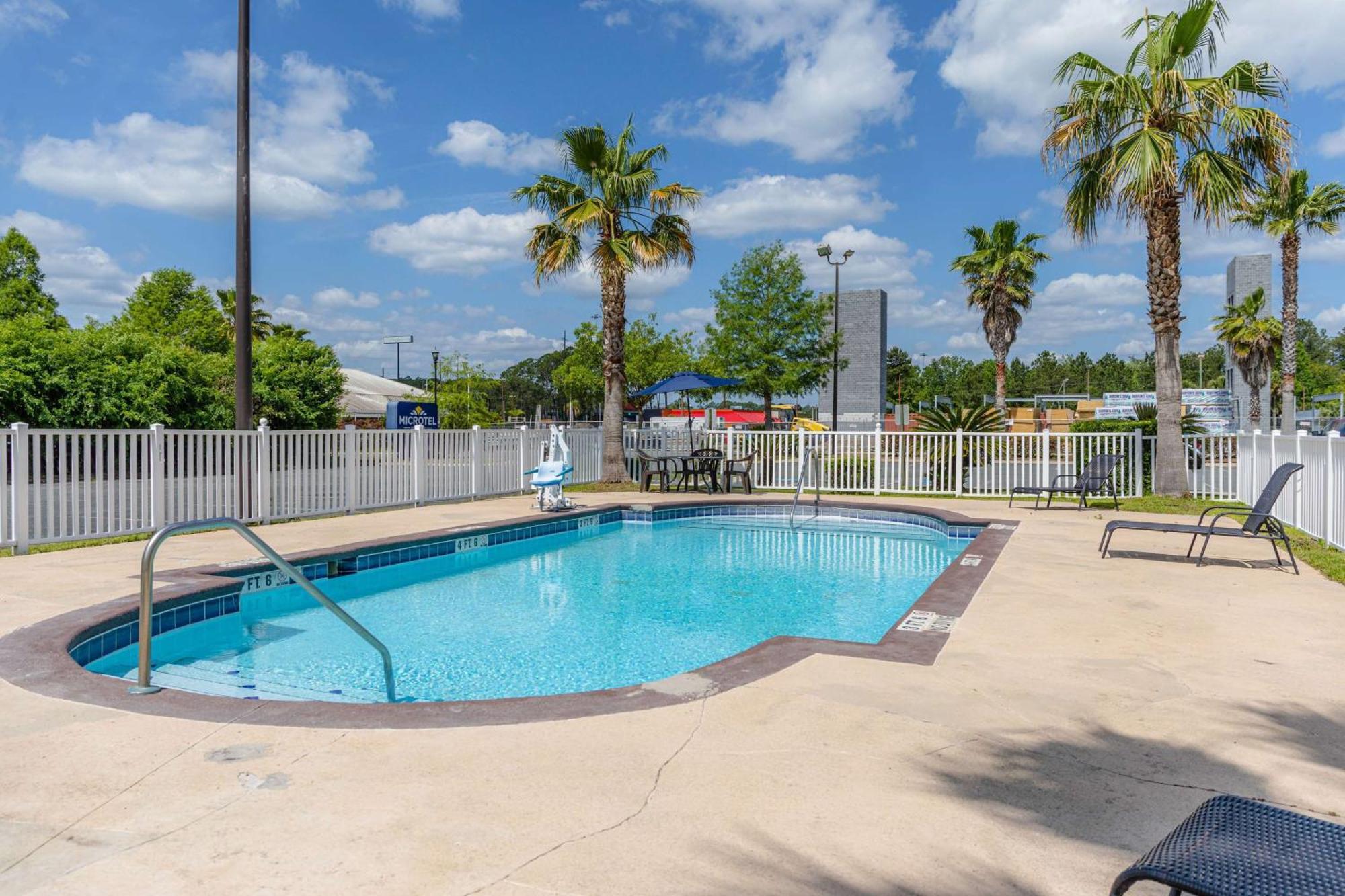 Microtel Inn & Suites By Wyndham Kingsland Naval Base I-95 Luaran gambar