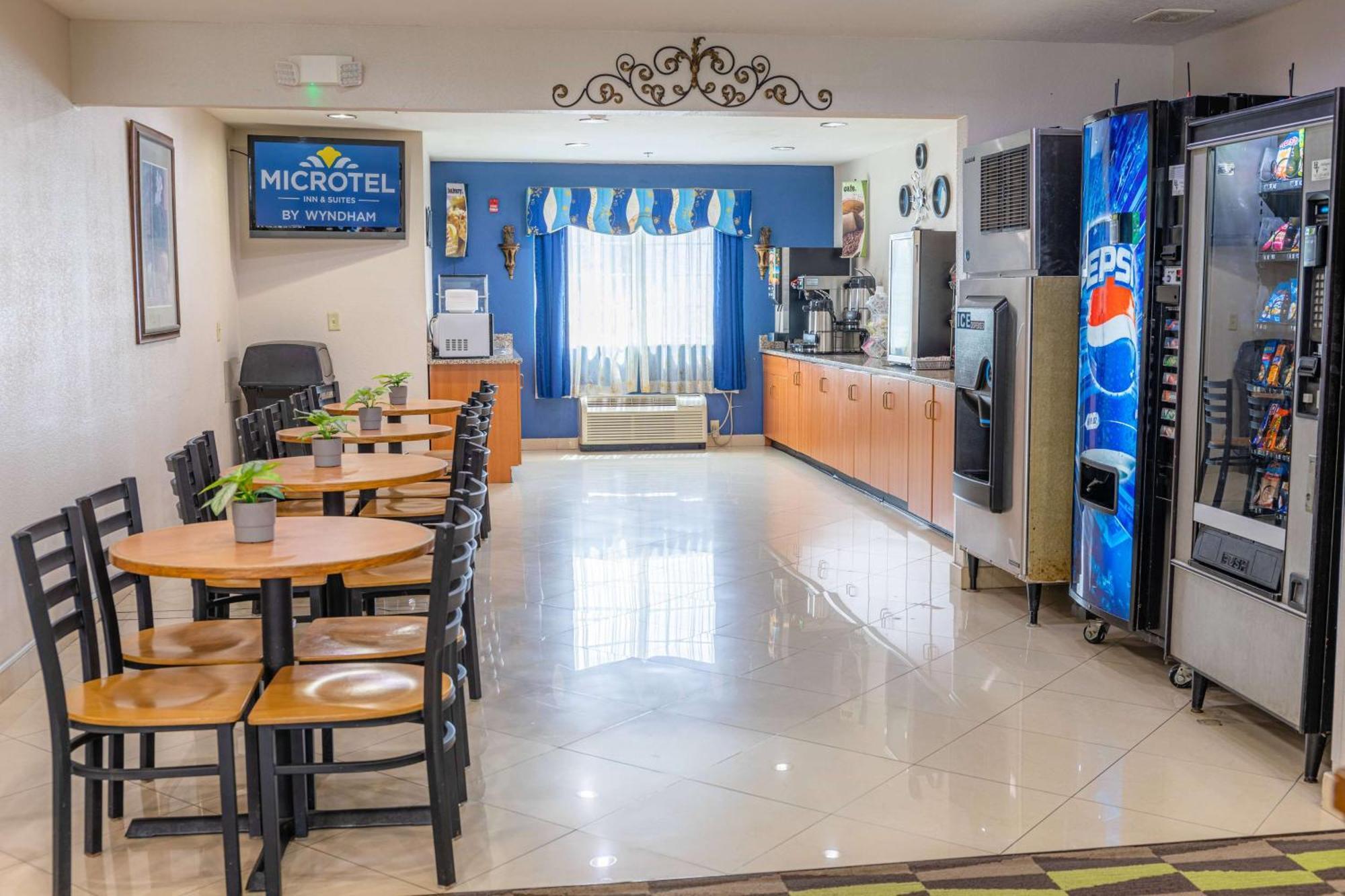 Microtel Inn & Suites By Wyndham Kingsland Naval Base I-95 Luaran gambar